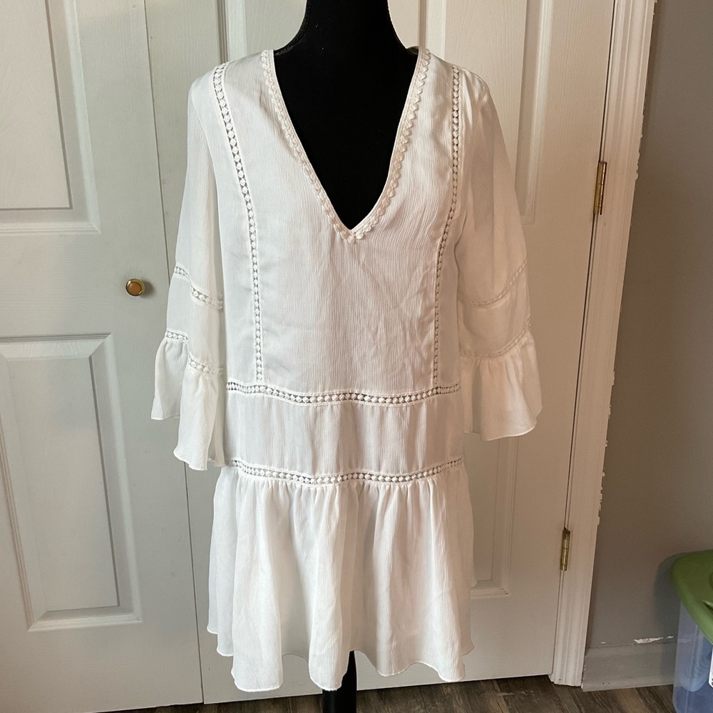 Yoins dress. Your inspirations. White. Mini dress, long top. Size S.